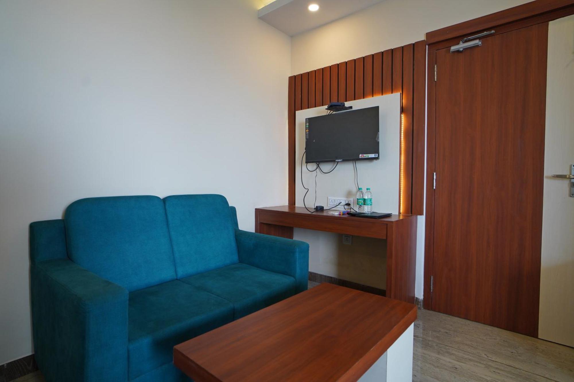Royal Sea View !! Beach Front With Free Wifi !! Digha  Exteriör bild