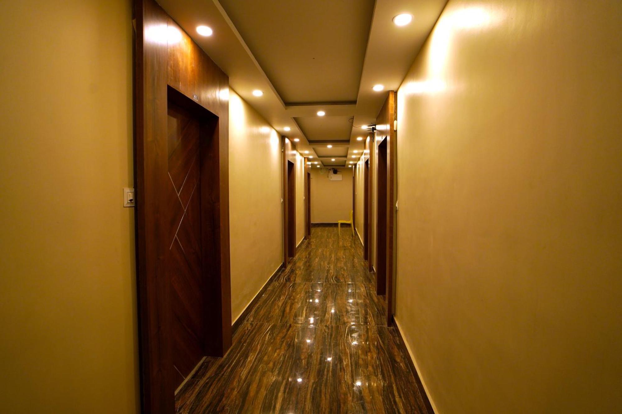 Royal Sea View !! Beach Front With Free Wifi !! Digha  Exteriör bild