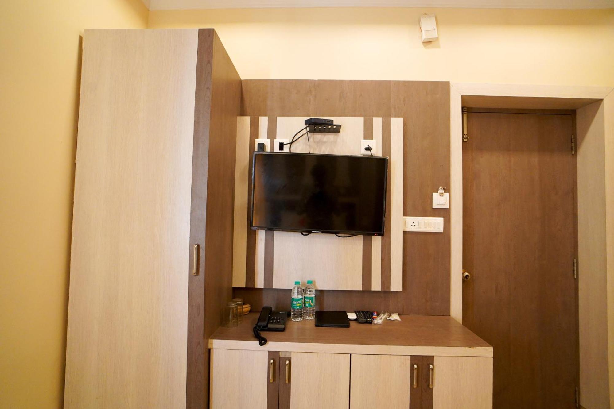 Royal Sea View !! Beach Front With Free Wifi !! Digha  Exteriör bild