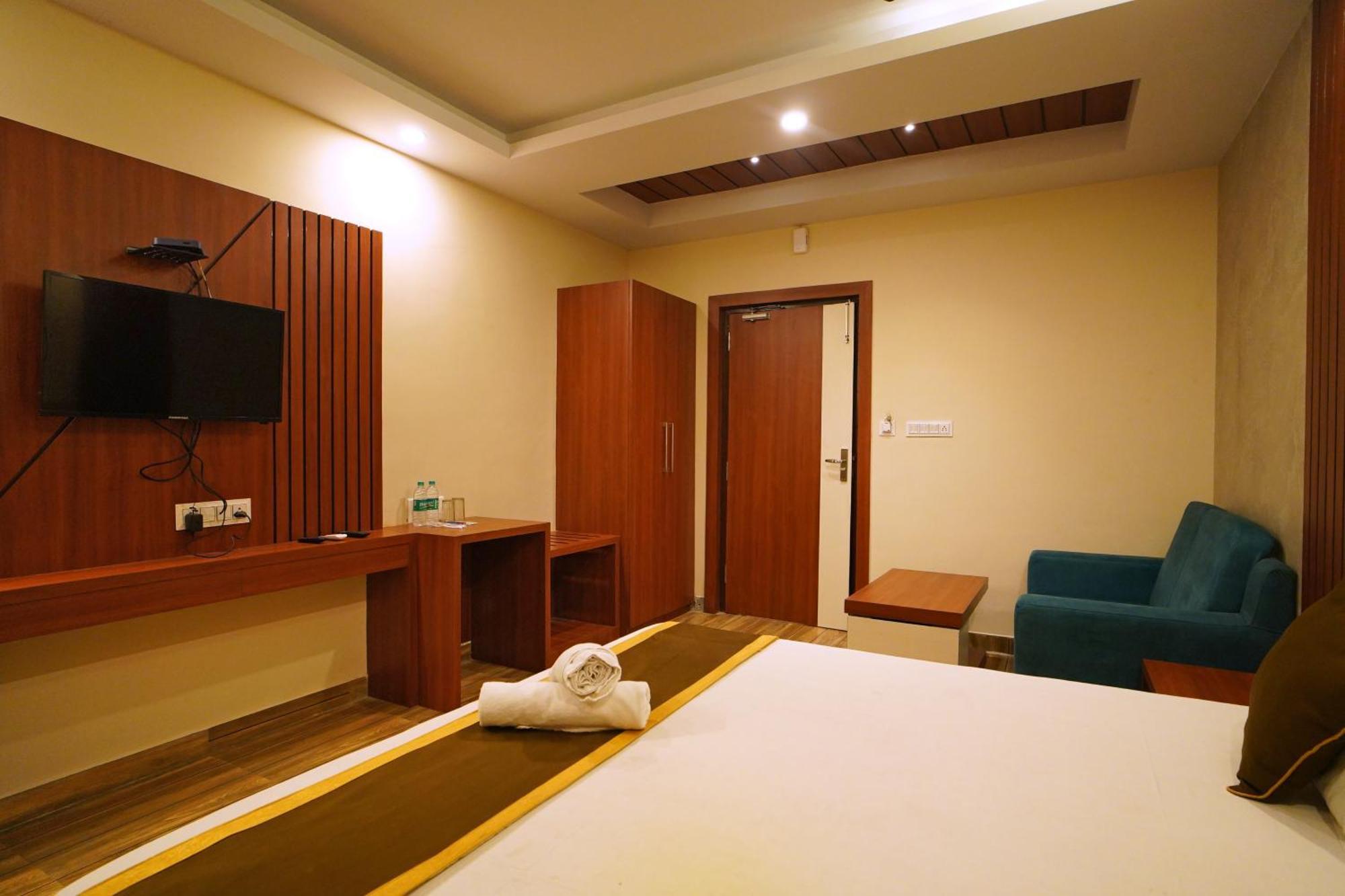 Royal Sea View !! Beach Front With Free Wifi !! Digha  Exteriör bild