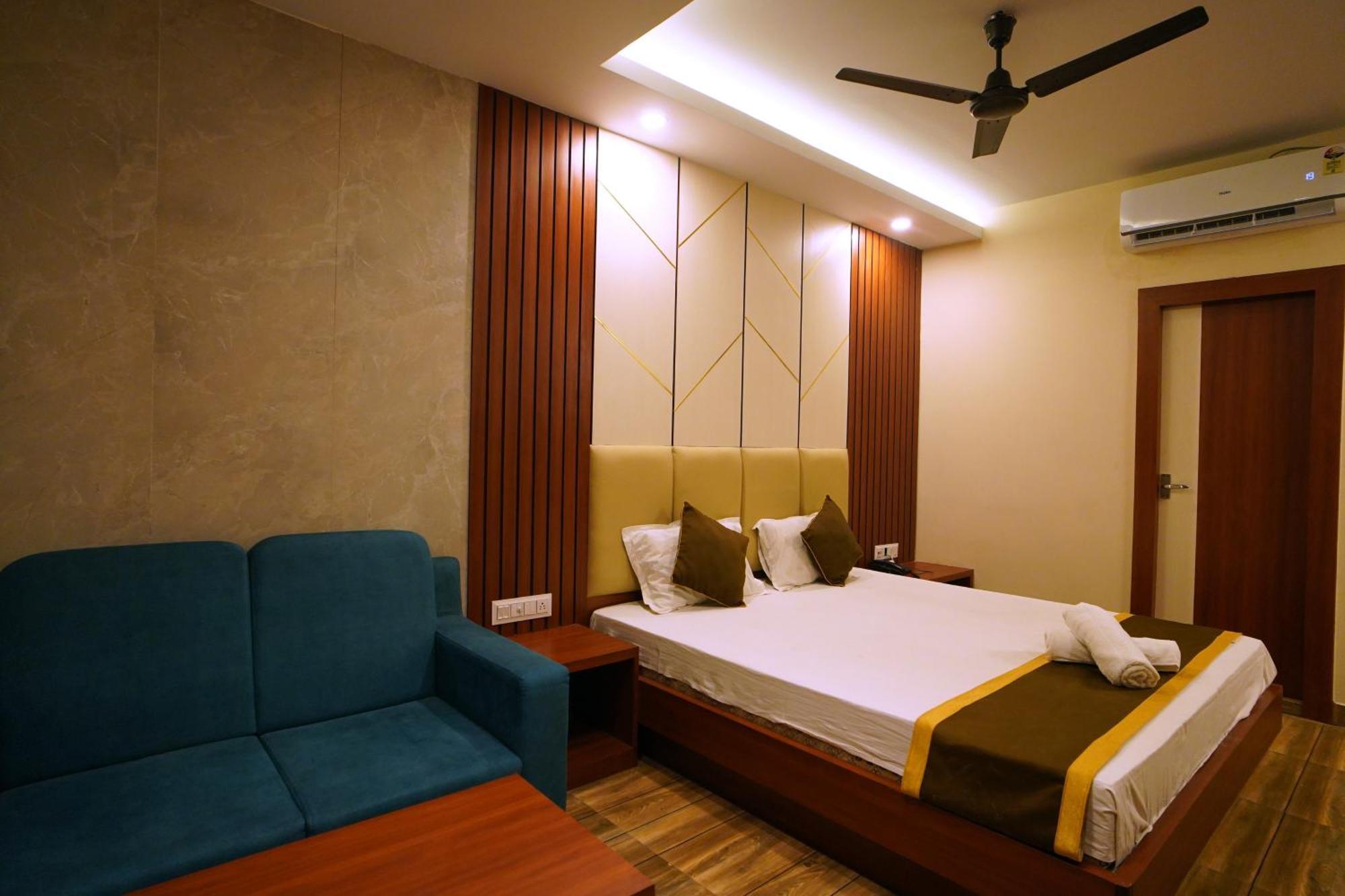Royal Sea View !! Beach Front With Free Wifi !! Digha  Exteriör bild